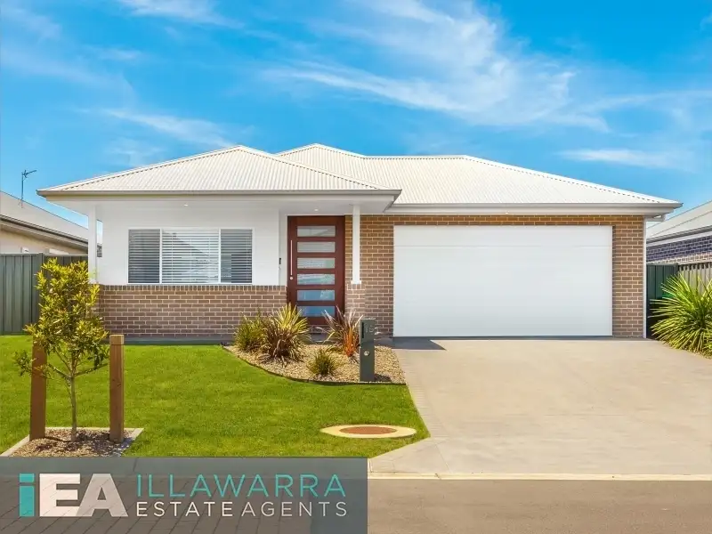 Main view of Homely house listing, 19 Bayview Avenue, Haywards Bay NSW 2530