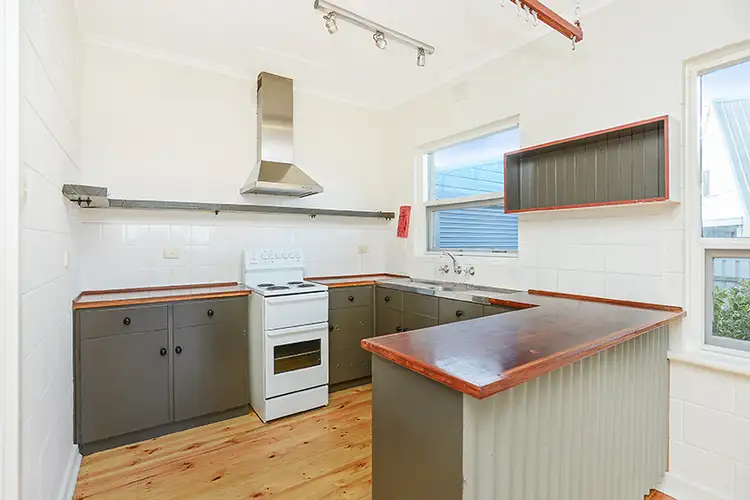 Fifth view of Homely house listing, 2 Abbott Avenue, Middleton SA 5213