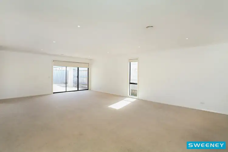 Fifth view of Homely house listing, 39 Belleville Close, Burnside Heights VIC 3023