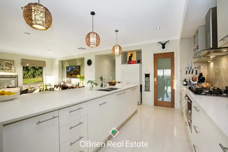 Fifth view of Homely house listing, 2/976 Princes Way, Drouin VIC 3818