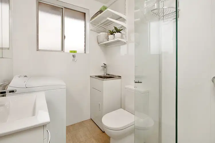Fifth view of Homely apartment listing, 5/8 Francis Street, Dee Why NSW 2099