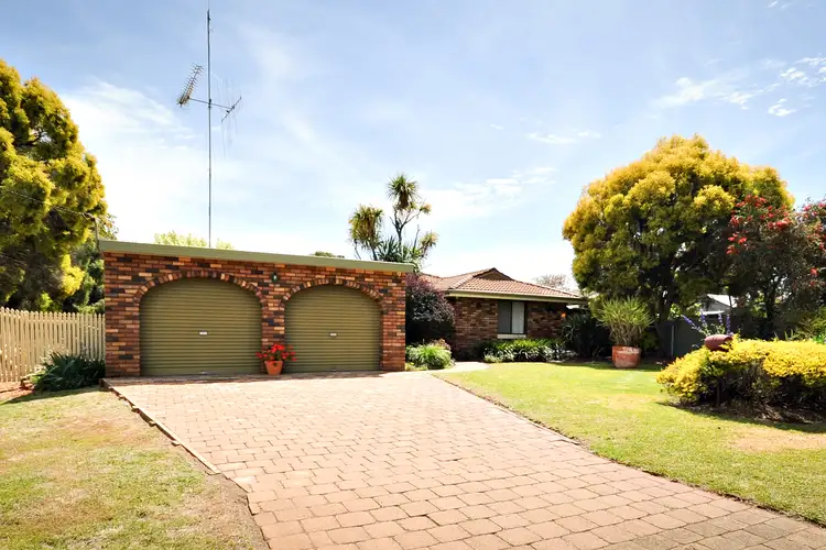 86 Zouch Street, Wellington NSW 2820