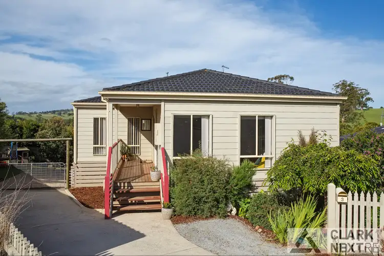 3 Archer Court, Drouin VIC 3818