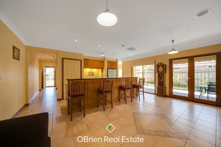 Fifth view of Homely house listing, 4 Saunton Drive, Cranbourne VIC 3977