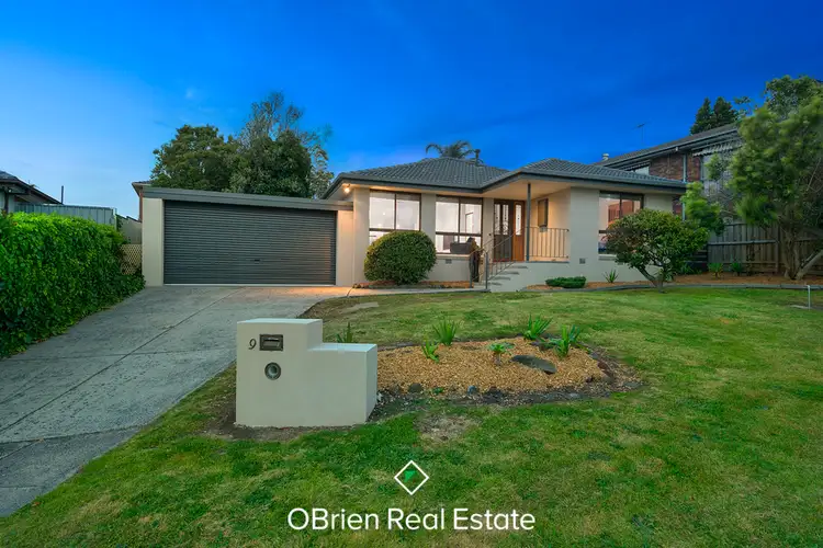 9 Gathrey Court, Endeavour Hills VIC 3802