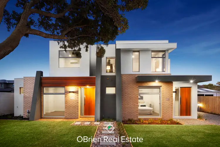 2/3 Swan Walk, Chelsea VIC 3196