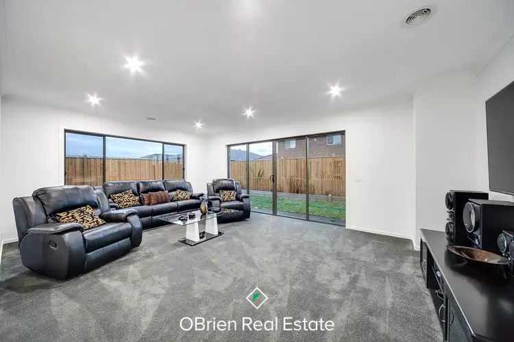 Sixth view of Homely house listing, 48 Freshfields Drive, Cranbourne North VIC 3977