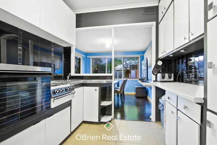 Fifth view of Homely house listing, 323 Frankston-Dandenong Road, Frankston North VIC 3200