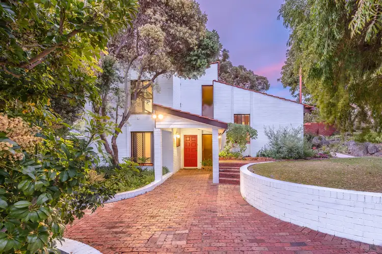 2 Marimba Crescent, City Beach WA 6015