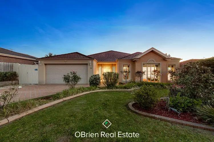 14 Charles Conder Place, Berwick VIC 3806