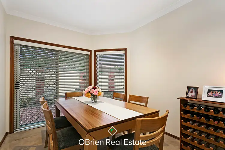 Fifth view of Homely house listing, 2 Hedgerow Court, Narre Warren South VIC 3805