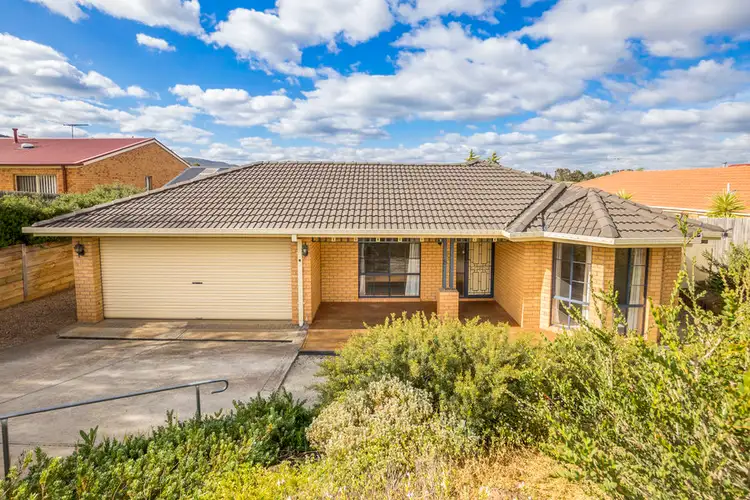 8 Dunn Court, Bacchus Marsh VIC 3340