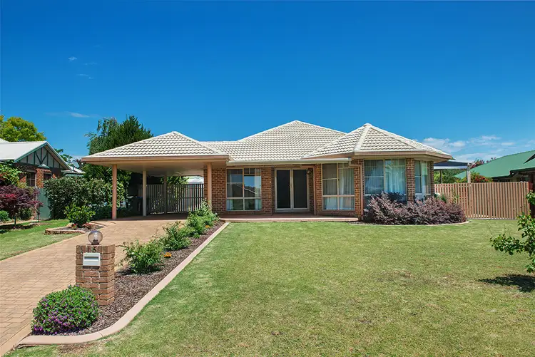 16 Melton Road, Mudgee NSW 2850