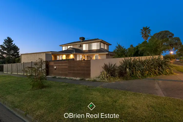 49 John Fawkner Drive, Endeavour Hills VIC 3802