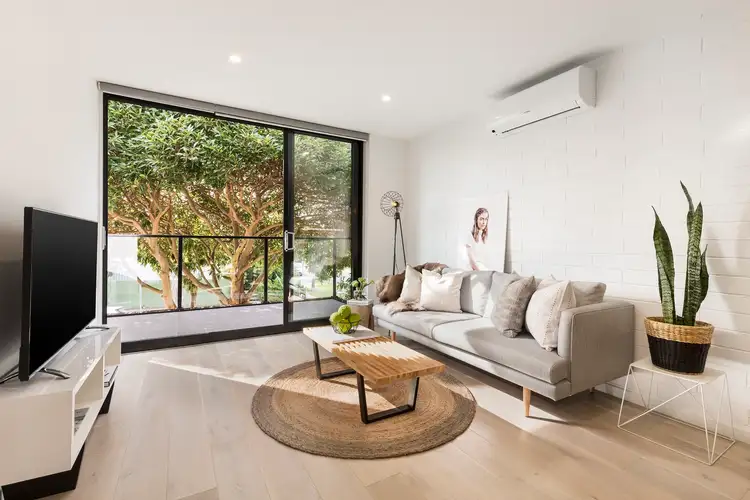 Third view of Homely apartment listing, 6/37 Collins Street, Thornbury VIC 3071
