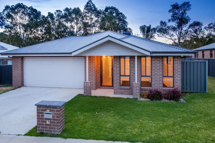 48 Riverboat Drive, Thurgoona NSW 2640