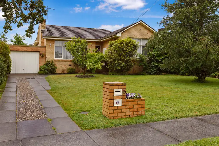 15 Jacqueline Road, Mount Waverley VIC 3149