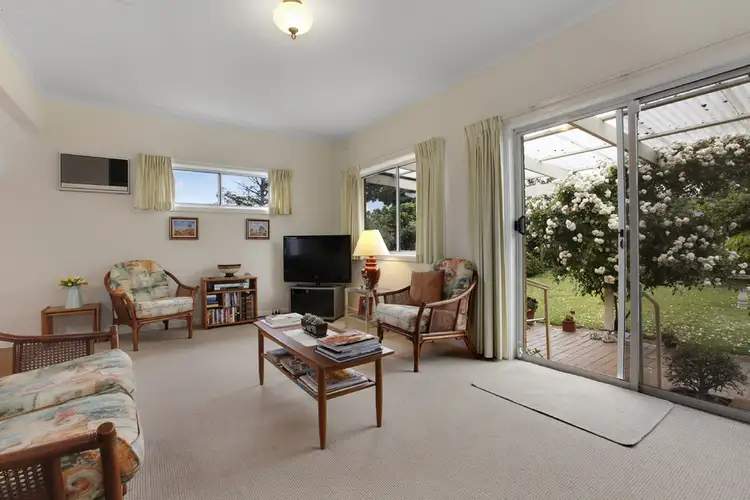 Fifth view of Homely house listing, 15 Jacqueline Road, Mount Waverley VIC 3149