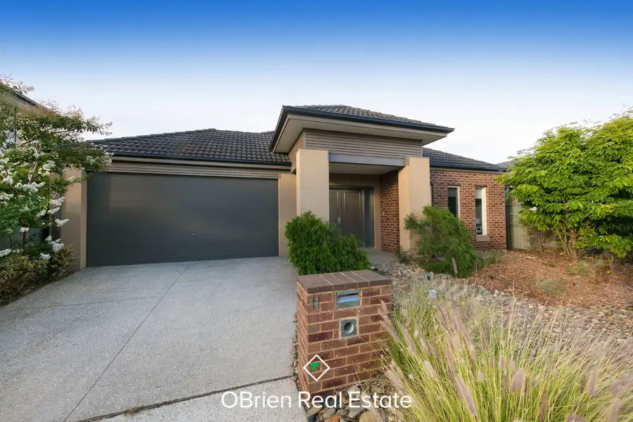 Main view of Homely house listing, 11 Sandpiper Close, Pakenham VIC 3810