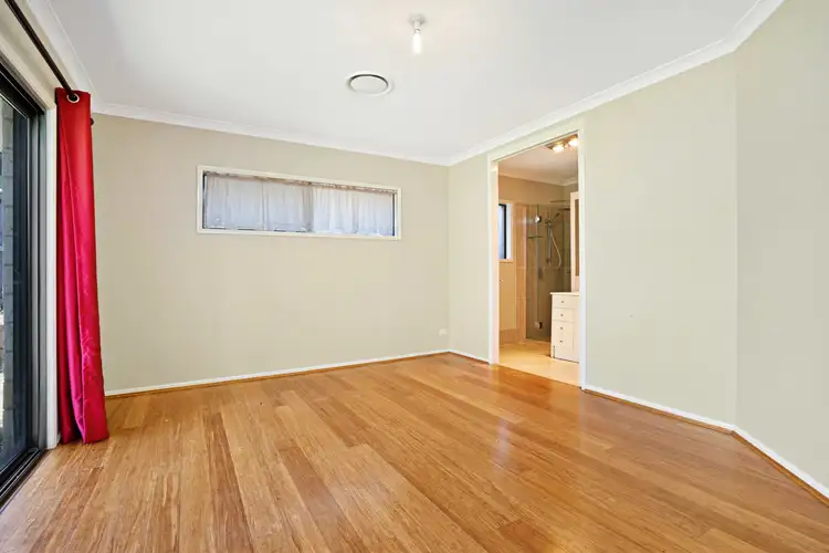 Third view of Homely house listing, 16 Les Circuit, Gillieston Heights NSW 2321