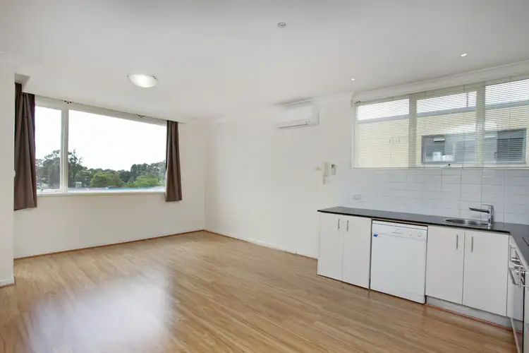 Fourth view of Homely apartment listing, 7/7 Pengelly Court, Sunshine VIC 3020