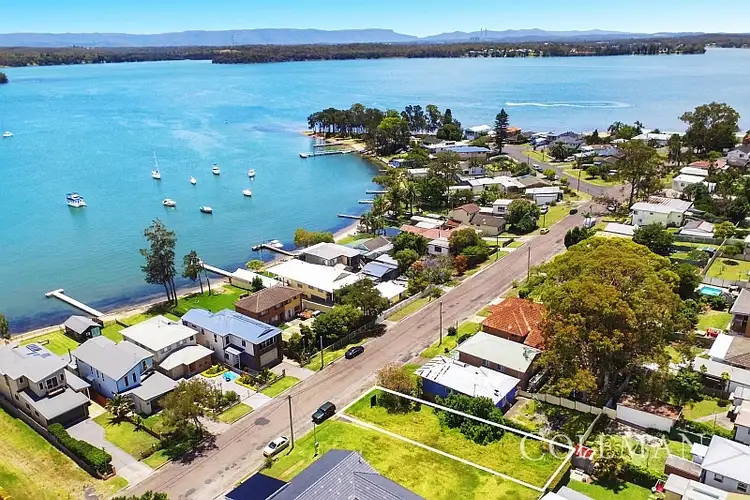 38a Kenilworth Street, Mannering Park NSW 2259