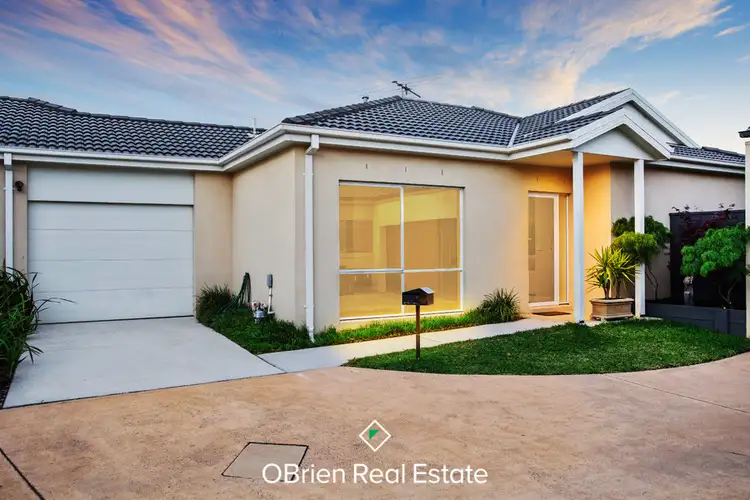 15 Irish Court, Bonbeach VIC 3196