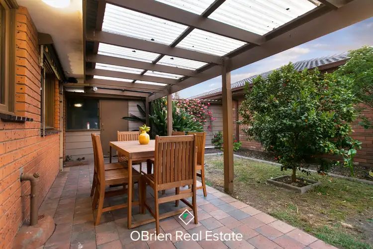 25 Village Crescent, Chelsea VIC 3196