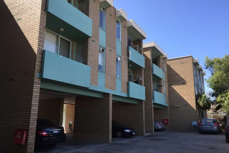 10/54 Napier Street, Footscray VIC 3011