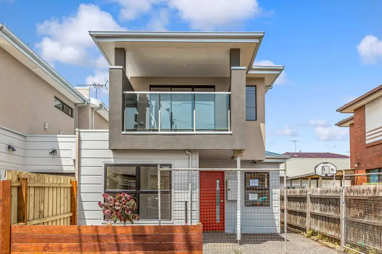 15 Essex Street, Footscray VIC 3011