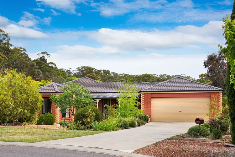 7 Haydn Court, Castlemaine VIC 3450