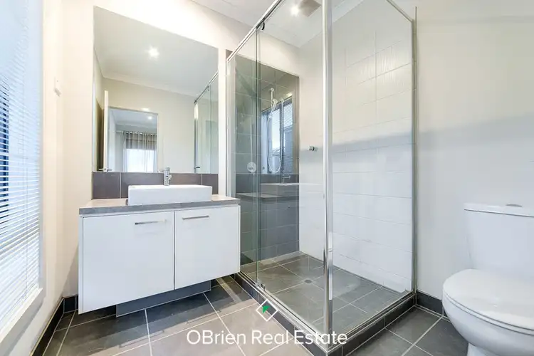 Fifth view of Homely house listing, 8 John Russell Road, Cranbourne West VIC 3977