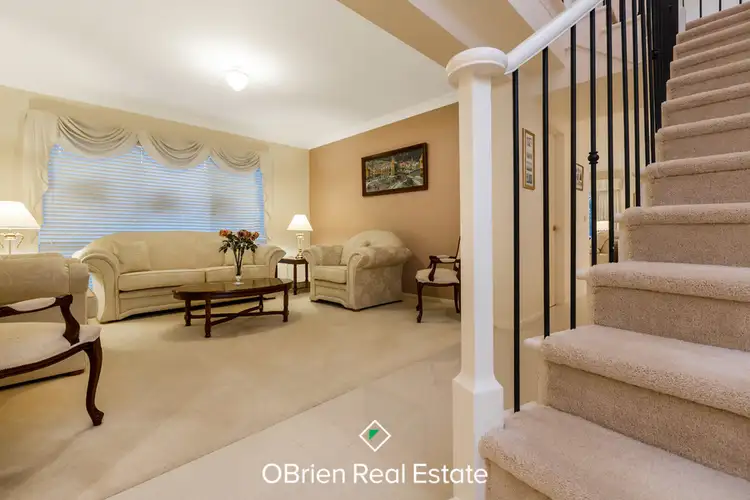 Second view of Homely house listing, 7 The Oval, Berwick VIC 3806