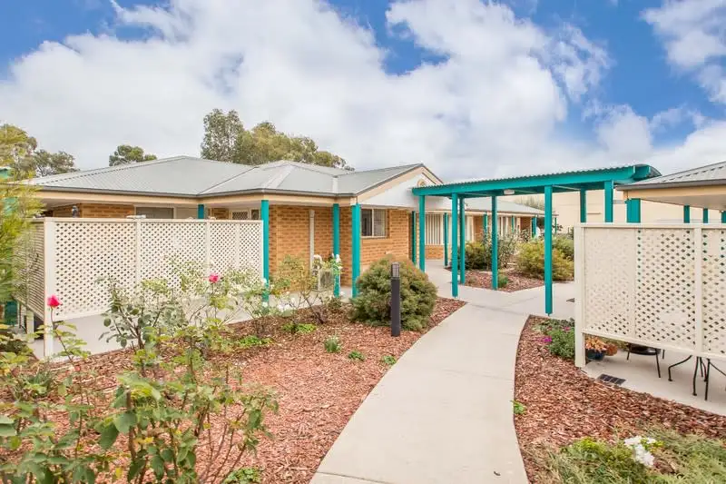 Main view of Homely unit listing, 13/2 Hanlon Court, Wodonga VIC 3690