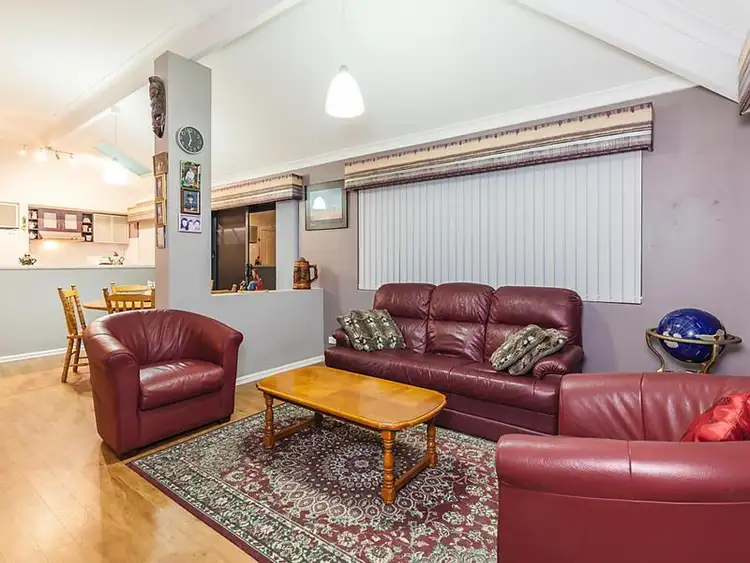 Fifth view of Homely house listing, 10 Santarosa Way, Stirling WA 6021