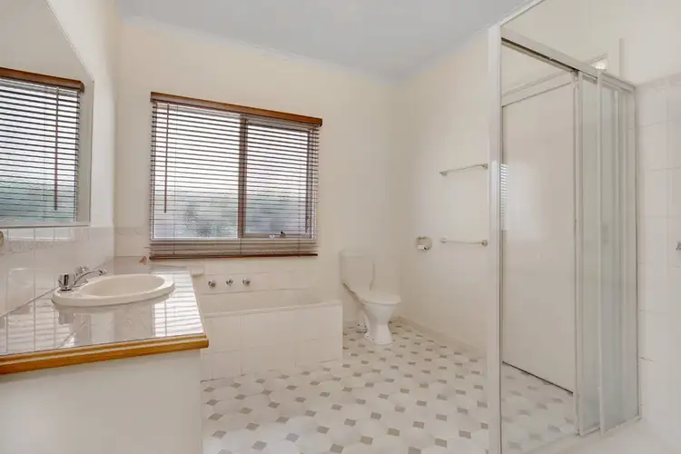Sixth view of Homely unit listing, 1/1 Beal Street, Mount Waverley VIC 3149