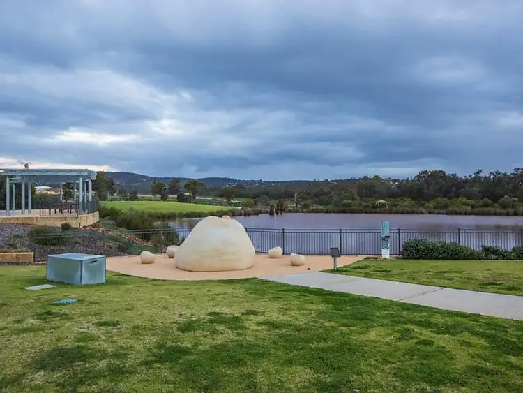 1 Kalbarri Pass, Jane Brook WA 6056