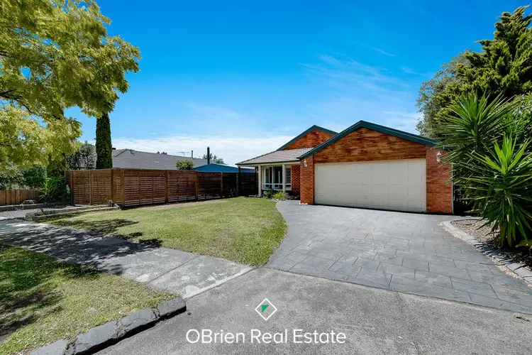 5 Robinia Court, Narre Warren South VIC 3805