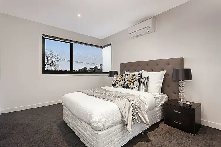 Fifth view of Homely townhouse listing, 148A Arvon Road, Strathmore VIC 3041