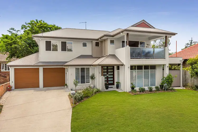 5 Muriel Avenue, Manly West QLD 4179