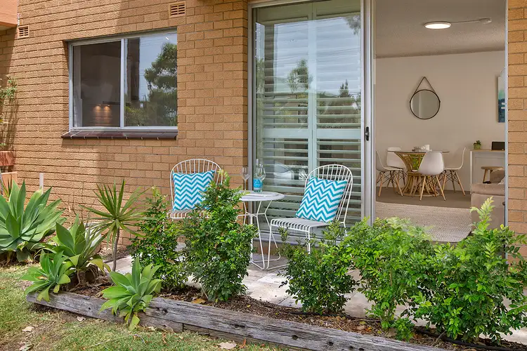 Main view of Homely apartment listing, 2/84 Wyadra Avenue, Freshwater NSW 2096