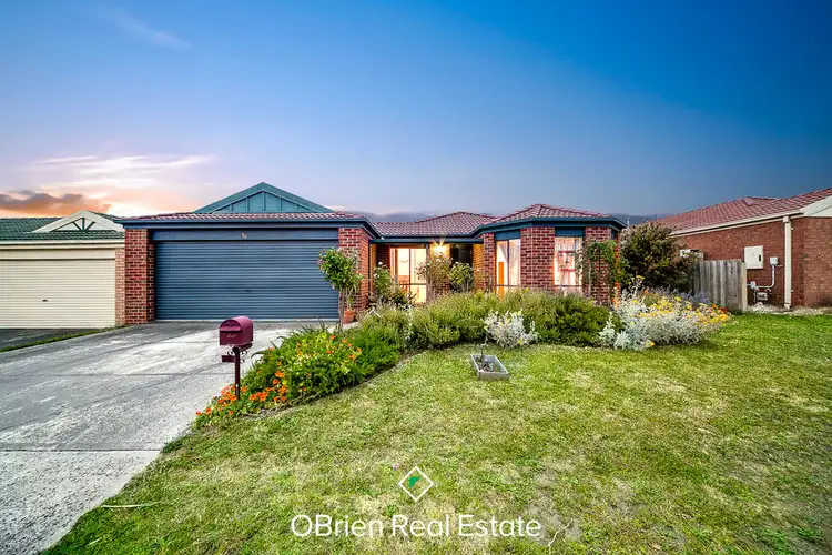 24 Jasa Crescent, Cranbourne West VIC 3977