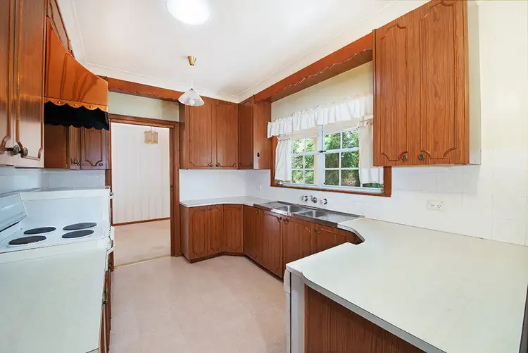 Fourth view of Homely house listing, 1 Catleen Crescent, Mudgee NSW 2850