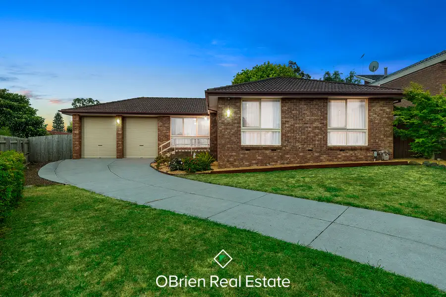 Main view of Homely house listing, 2 Legg Court, Endeavour Hills VIC 3802