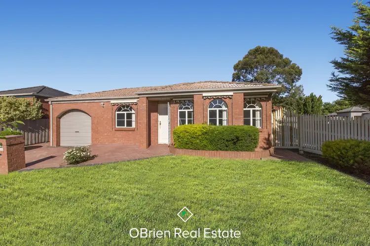 1/22 Glenn Erin Way, Berwick VIC 3806