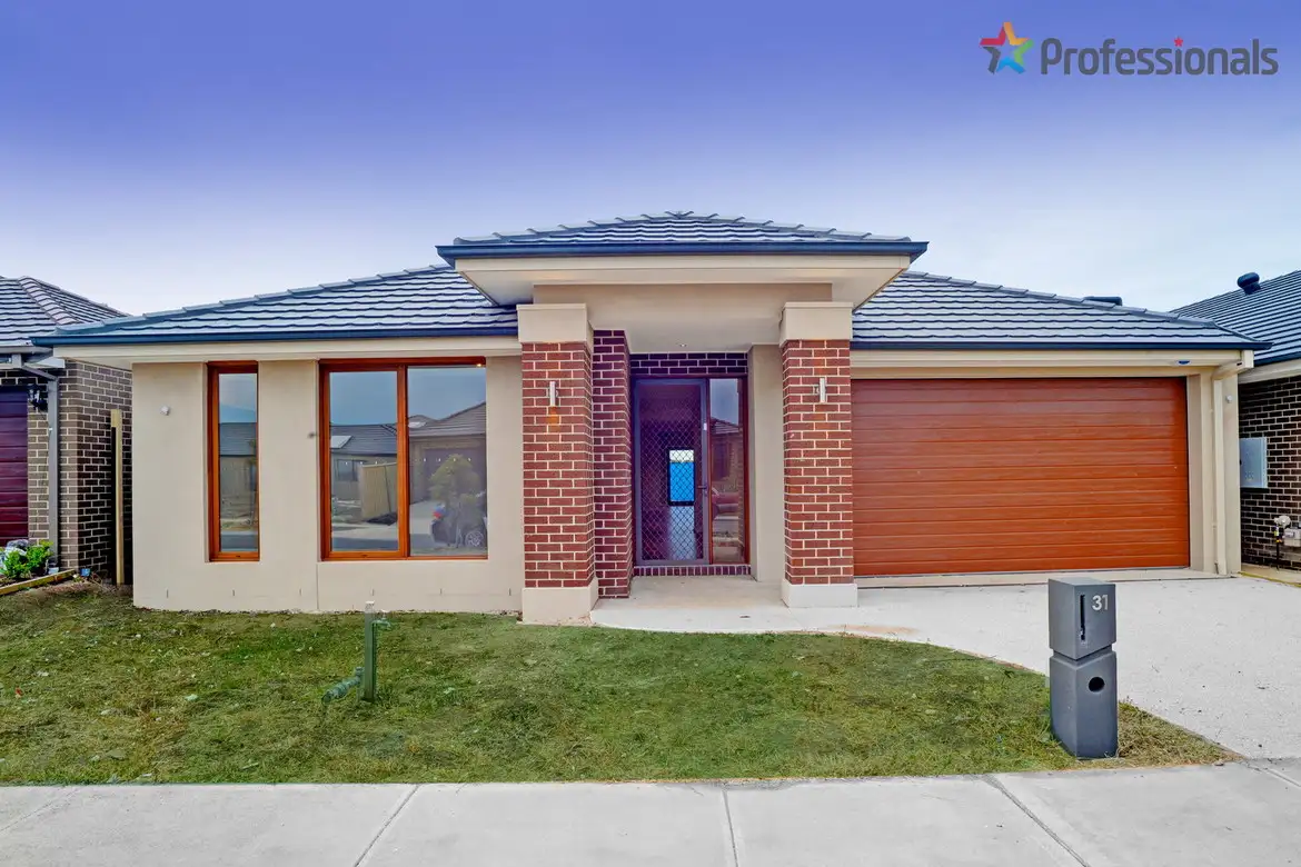 Main view of Homely house listing, 31 Carmine Circuit, Burnside VIC 3023