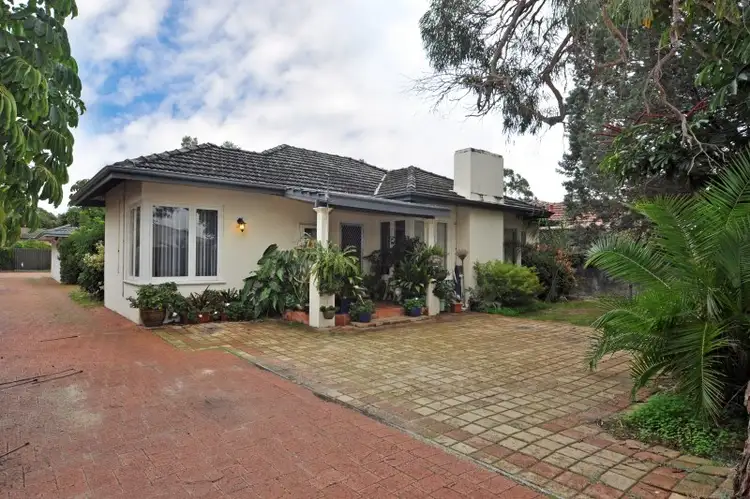 59a Canavan Crescent, Manning WA 6152