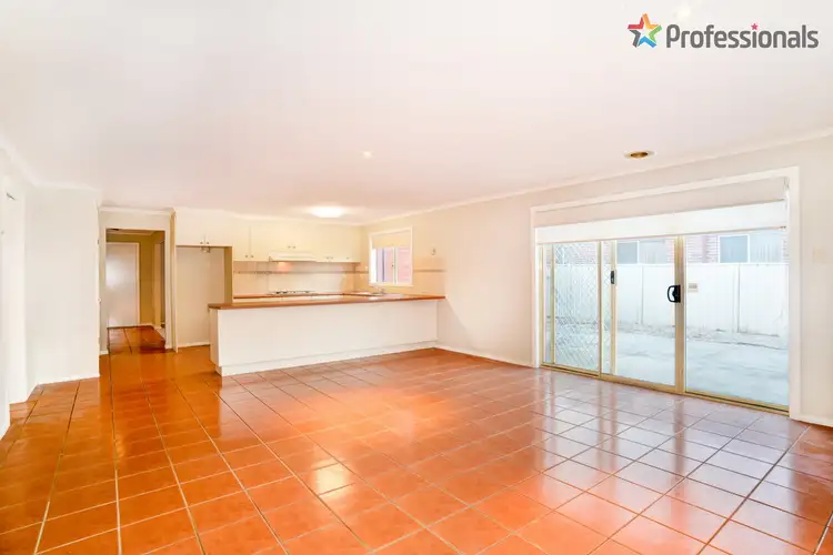 Fifth view of Homely house listing, 4 Woronora Way, Taylors Hill VIC 3037