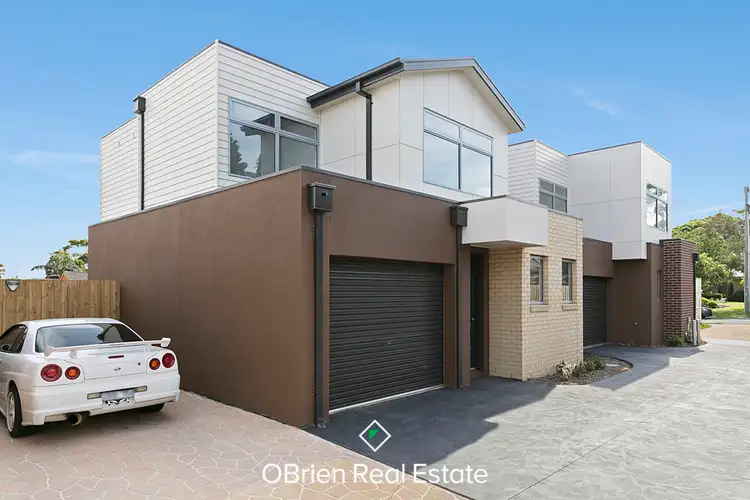 2/55 McCormicks Road, Carrum Downs VIC 3201