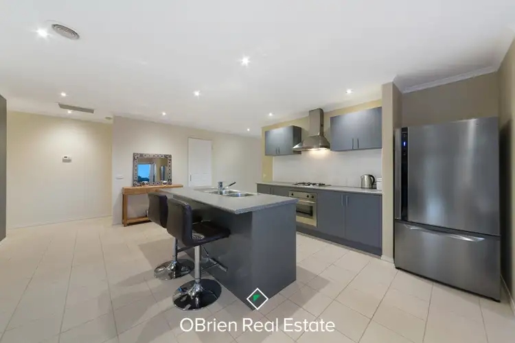 Second view of Homely house listing, 7 Coronel Way, Beaconsfield VIC 3807